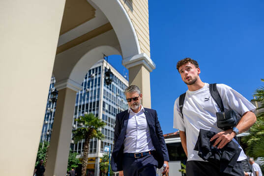 CEO Niclas Carlnen and Colin Rösler of Malmö FF