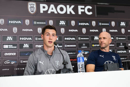 Lasse Berg Johnsen and head coach Henrik Rydström of