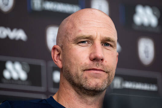 Head coach Henrik Rydström