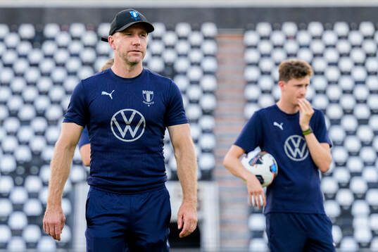 Head coach Henrik Rydström