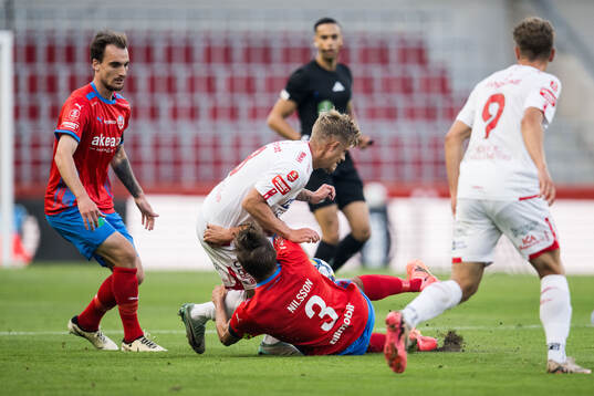 Helsingborgs Wilhelm Nilsson och Degerfors Kevin Holmén