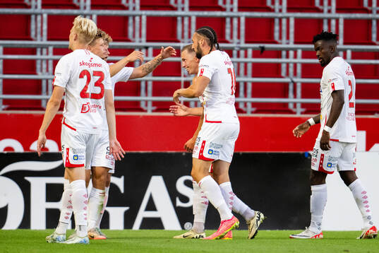 Degerfors Erik Lindell jublar