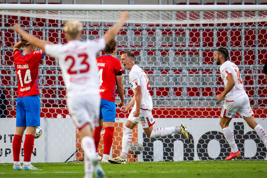 Degerfors Erik Lindell jublar