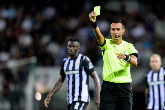 Referee Marco Di Bello