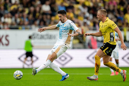 Stjepan Radeljic of Rijeka and Per Frick of Elfsborg