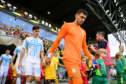 Goalkeeper Martin Zlomislic of Rijeka