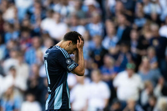 Deniz Hummet of Djurgården looks dejected
