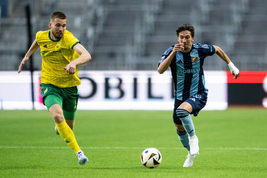 Doni Arifi of Ilves and Gustav Wikheim of Djurgården