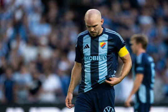 Marcus Danielson of Djurgården looks dejected