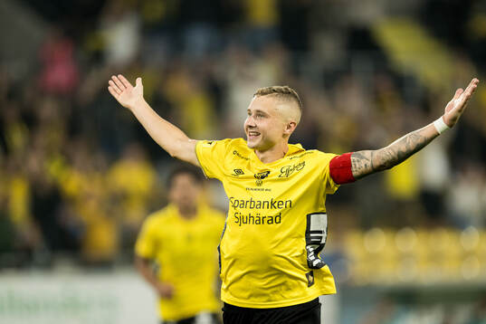 Sebastian Holmen of Elfsborg celebrates the 3-0 goal