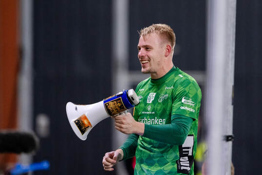 Goalkeeper Isak Pettersson of Elfsborg celebrates