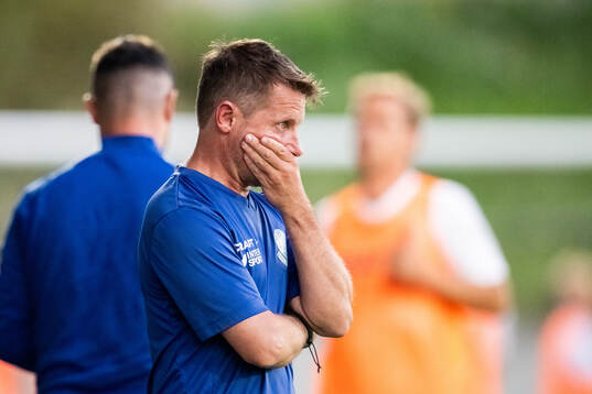 Lund BKs tränare Jussi Kontinen deppar