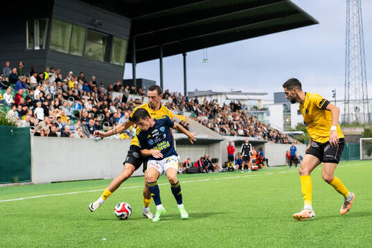 Lund BKs Viktor Ekblom och Falkenbergs FFs Oskar Lindberg