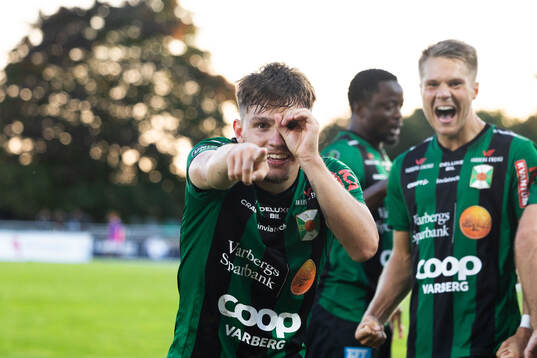 Varbergs Isak Bjerkebo jublar