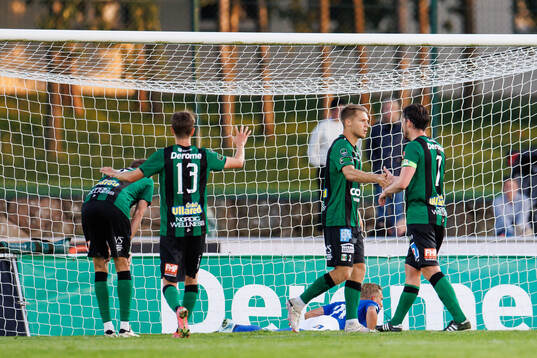 Varbergs spelar jublar