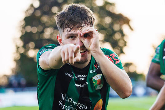 Varbergs Isak Bjerkebo jublar