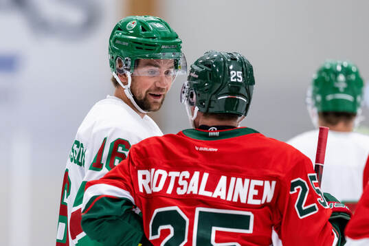 Rögles Lucas Ekeståhl Jonsson och Frölundas Arttu