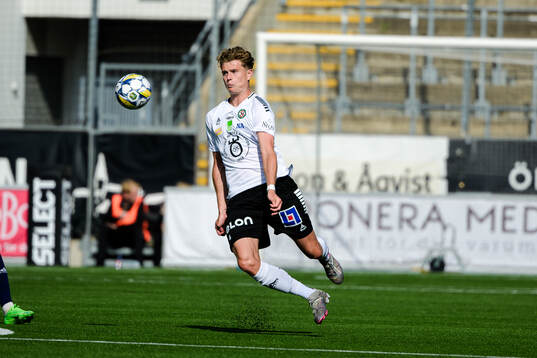 Örebros Erik McCue