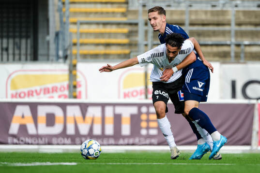 Örebros Elias Barsoum och Gefles Lukas Browning Lagerfeldt