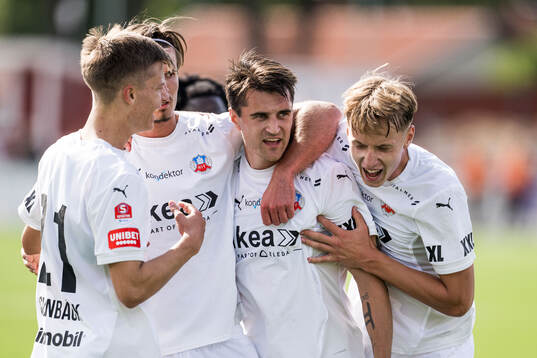 Bläddra bland fler bilder av Fotboll, Superettan, Skövde AIK - Helsingborg