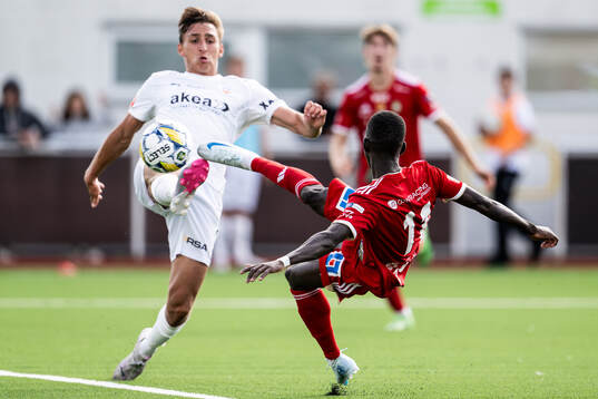 Helsingborgs Wilhelm Nilsson och Skövde AIKs Mamadou