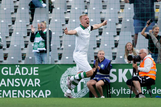Västerås Simon Johansson jublar