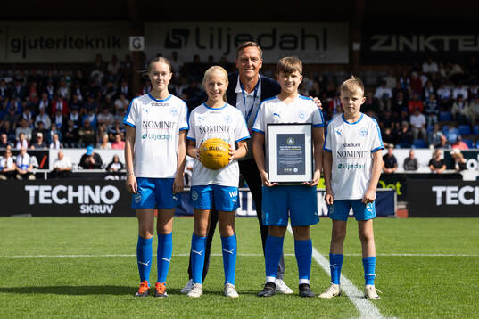 Värnamo mottar en jubileumsboll från Svante