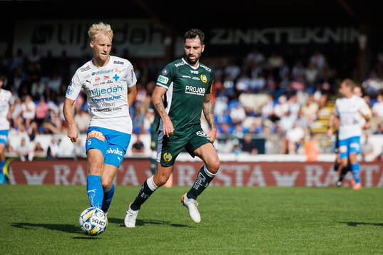Värnamos Victor Larsson och Hammarbys Nahir Besara