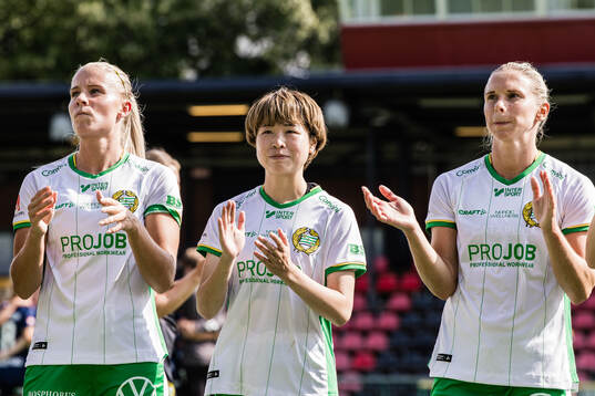 Hammarbys Stina Lennartsson, Asato Miyagawa och Jonna