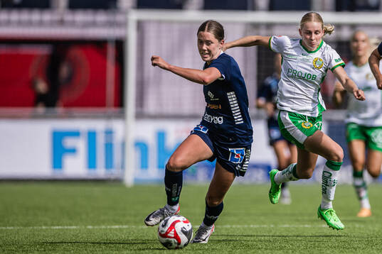 Linköpings Polly Doran och Hammarbys Emilie Joramo