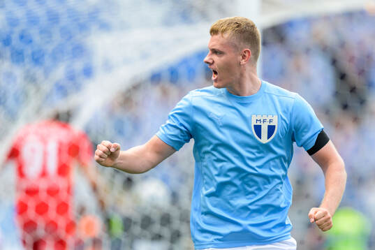 Malmö FFs Sebastian Jörgensen  jublar