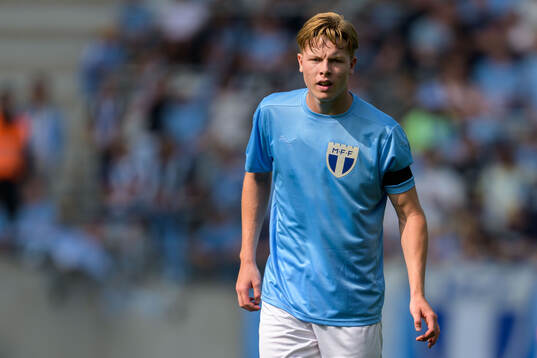 +mama45+under fotbollsmatchen i Allsvenskan mellan Malmö