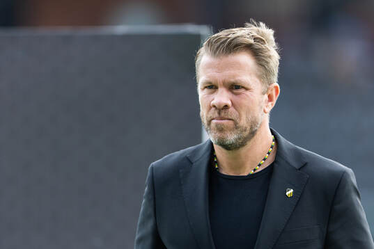 Häckens tränare Pål Arne Johansen innan fotbollsmatchen