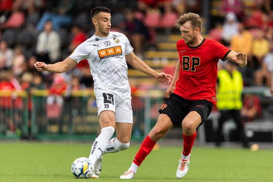 Häckens Srdjan Hrstic och Brommapojkarnas Alexander