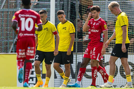 Mjällbys Nicklas Røjkjær deppar