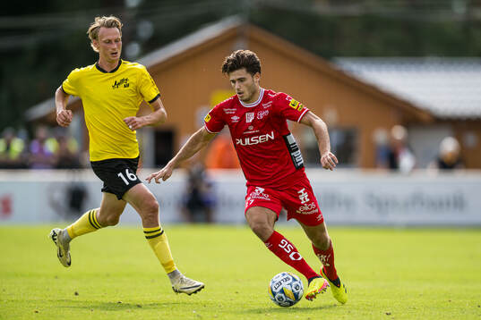 Mjällbys Alexander Johansson och Elfsborgs Besfort Zeneli