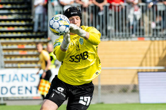 Brages målvakt Viktor Frodig