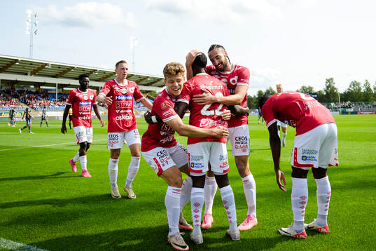 Degerfors Gustav Lindgren, Nahom Girmai Netabay och Dijan