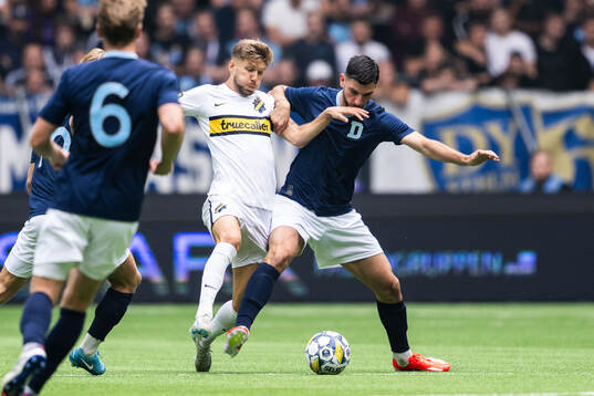 AIKs Anton Salétros och Djurgårdens Besard Sabovic