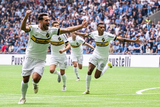 AIKs Rui Manuel Muati Modesto jublar