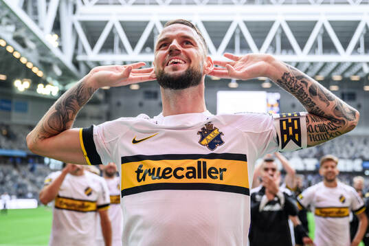 AIKs Alexander Milosevic jublar