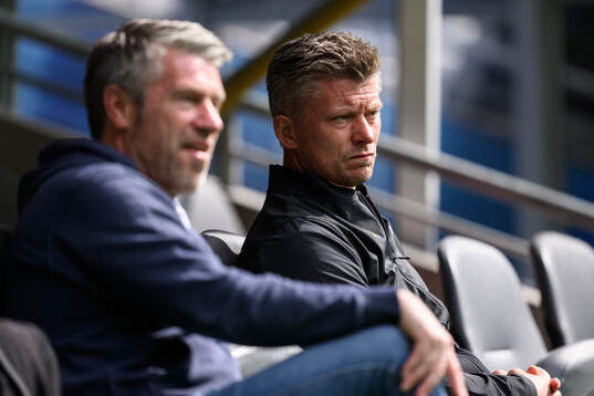 AIKs sportchef Thomas Berntsen och tränare Mikkjal