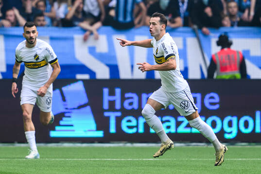 AIKs Bersant Celina jublar