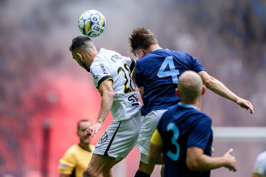 AIKs Ioannis Pittas och Djurgårdens Jacob Larsson
