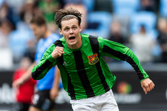 GAIS Axel Henriksson jublar