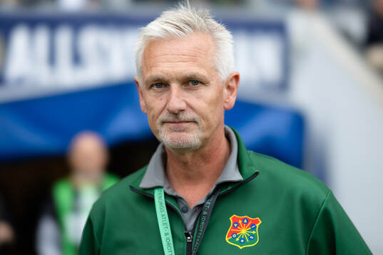 GAIS klubbchef Povel Fagerström innan fotbollsmatchen i