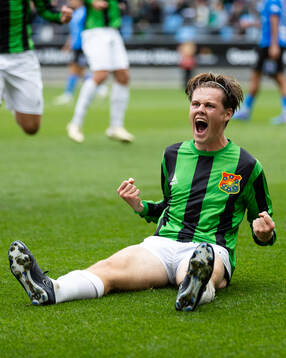 GAIS Axel Henriksson jublar