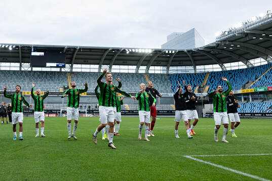 GAIS spelare jublar