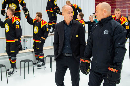 Klubbdirektör Håkan Svedman och huvudtränare Niklas