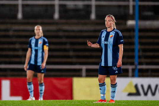 Djurgårdens Therese Åsland deppar